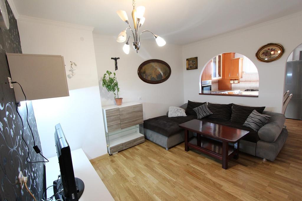 Apartment Ilinovic Ρόβινι Εξωτερικό φωτογραφία