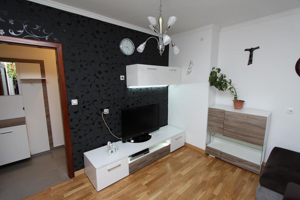 Apartment Ilinovic Ρόβινι Εξωτερικό φωτογραφία